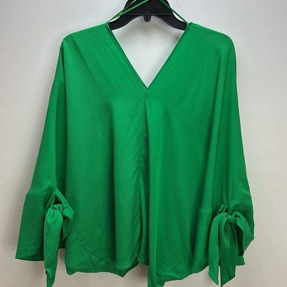 Zara Emerald Green V Neck Tie Sleeves Fluid Blouse Top Medium 4437 054 - Picture 2 of 16